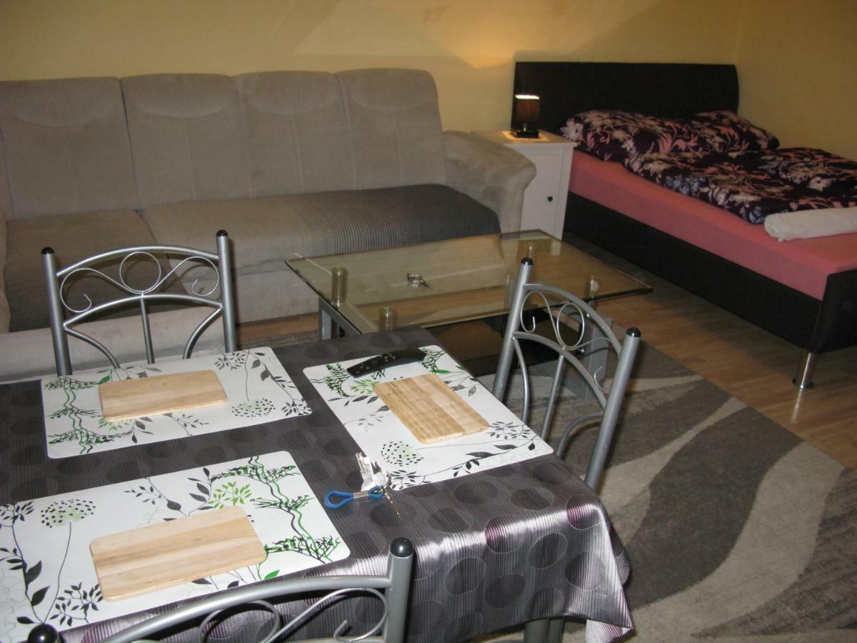 Comfortable Homly Apartment Offenbach del Meno Exterior foto