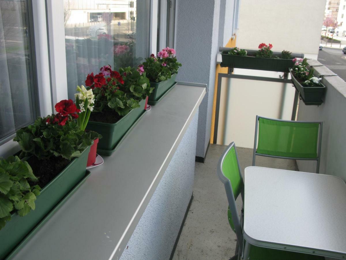 Comfortable Homly Apartment Offenbach del Meno Exterior foto